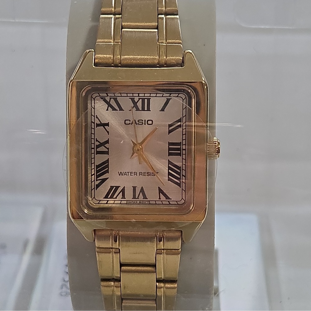 NIB Casio LTP-V007 Goldtone Womens 29mm Watch. Quartz,Analog,Water-Resist,SS.
